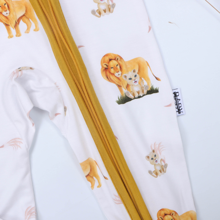 Bamboo Sleeper - Lion